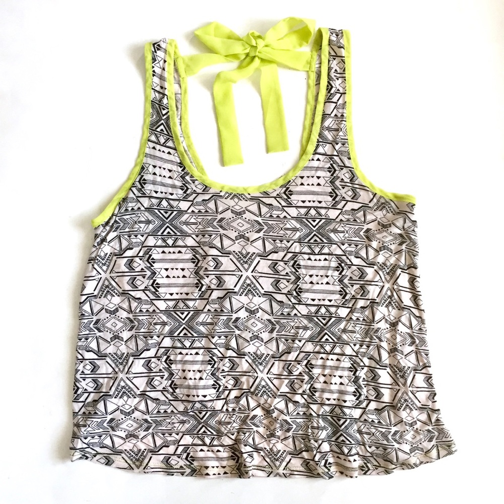 Kimchi Blue White Lime Green Chevron Tank Top Sz M